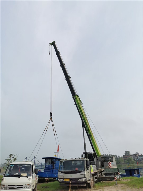 龙南县桥梁建设吊装案例